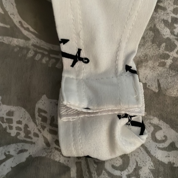 BEWARE BODYSUIT🤍SIZE SMALL - Picture 3 of 7